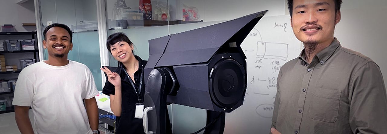 Computer with insights repository on screen